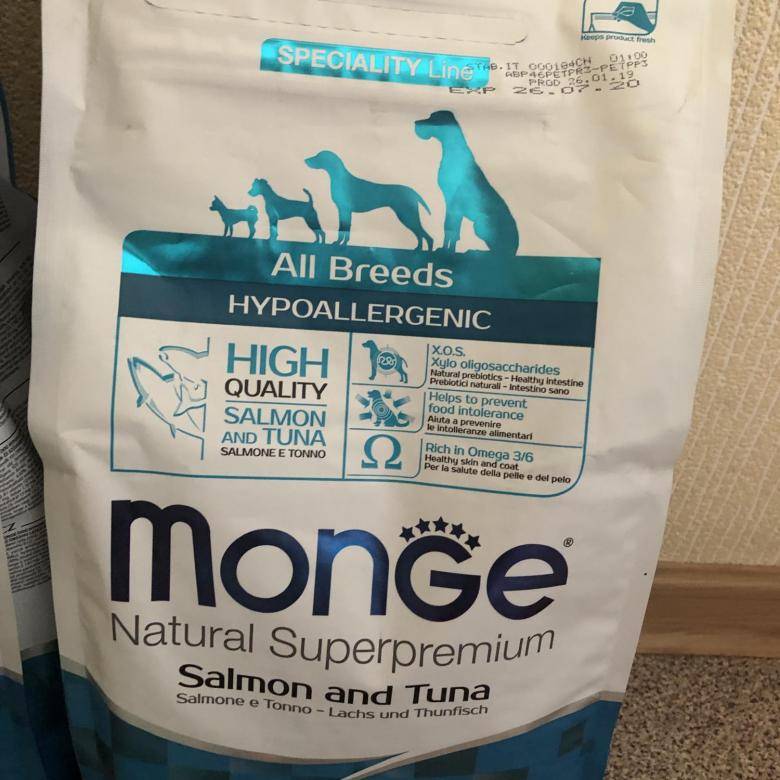 Купить корм монж для мелких собак. Монж Hypo гипоаллергенный. Monge корм для собак гипоаллергенный. Корм Монж гипоаллергенный для собак 15 кг. Корм Монж лосось для щенков Гиппо.